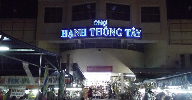 Chợ Hạnh Thông Tây và kinh nghiệm mua sỉ quần áo 2021 2 Chợ Hạnh Thông Tây ban đêm